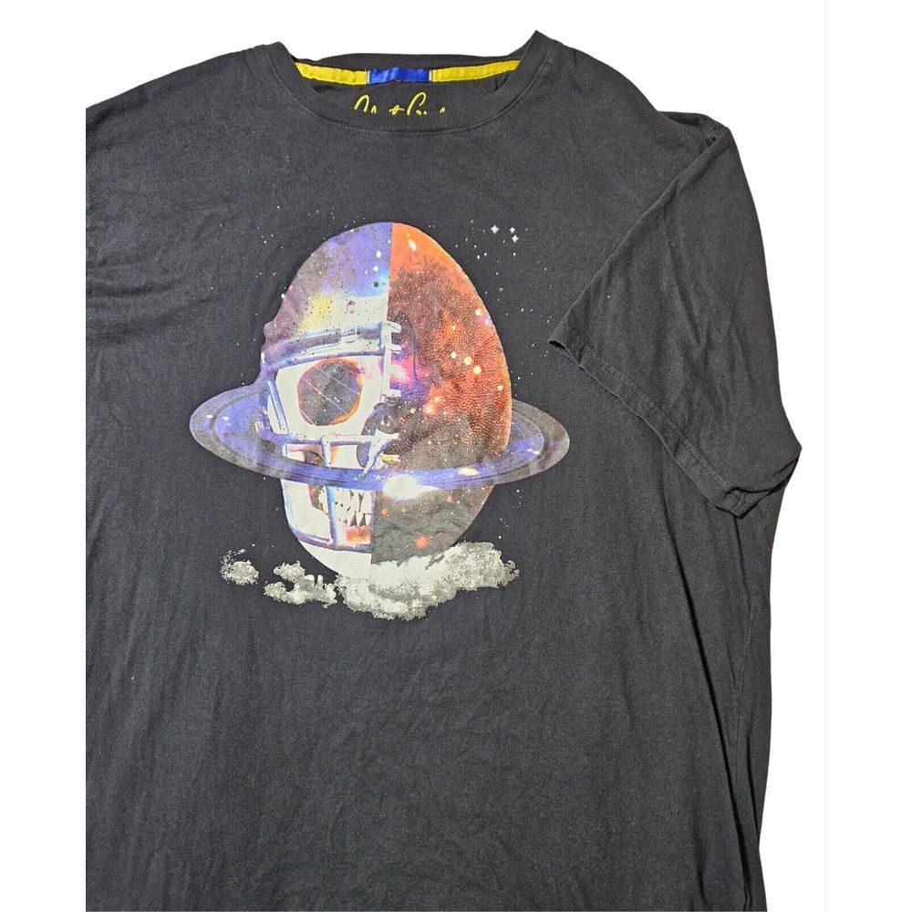 Robert Graham Short Sleeve T-Shirt Black Skull Orbit Space Football Men's 2XL